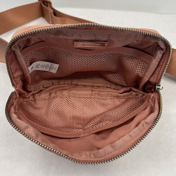 Lululemon Everywhere Belt Bag 1L Crossbody Fanny Pack Coral Pink Pastel One Size - Picture 4 of 12